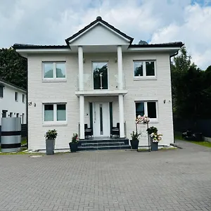 modern-living-in-hamburg-wandsbek.hamburg-hotels-de.com/